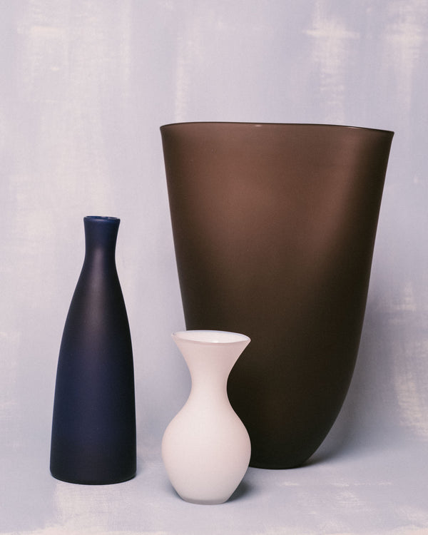 Vase No. 1083 in Lapis
