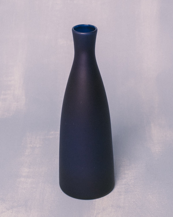 Vase No. 1083 in Lapis