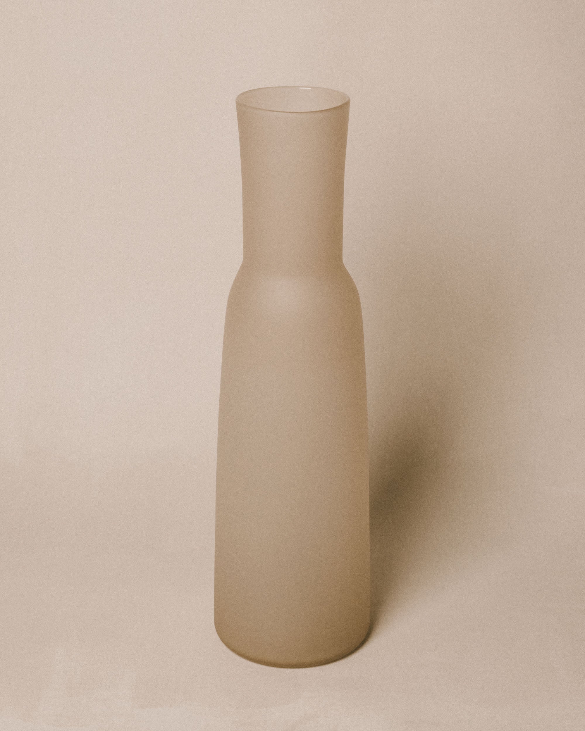 Vase No. 969. in Moon