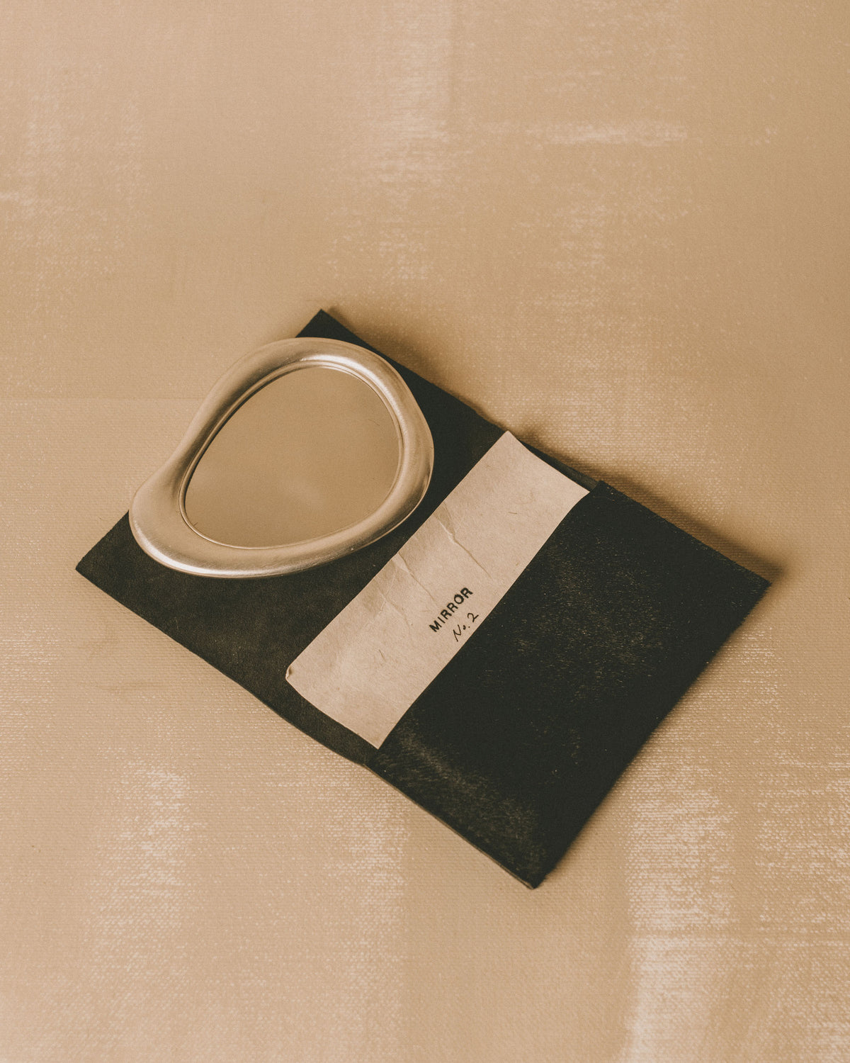 Christian+Jade Mirror in original packaging, silver-plated compact for hand or pocket