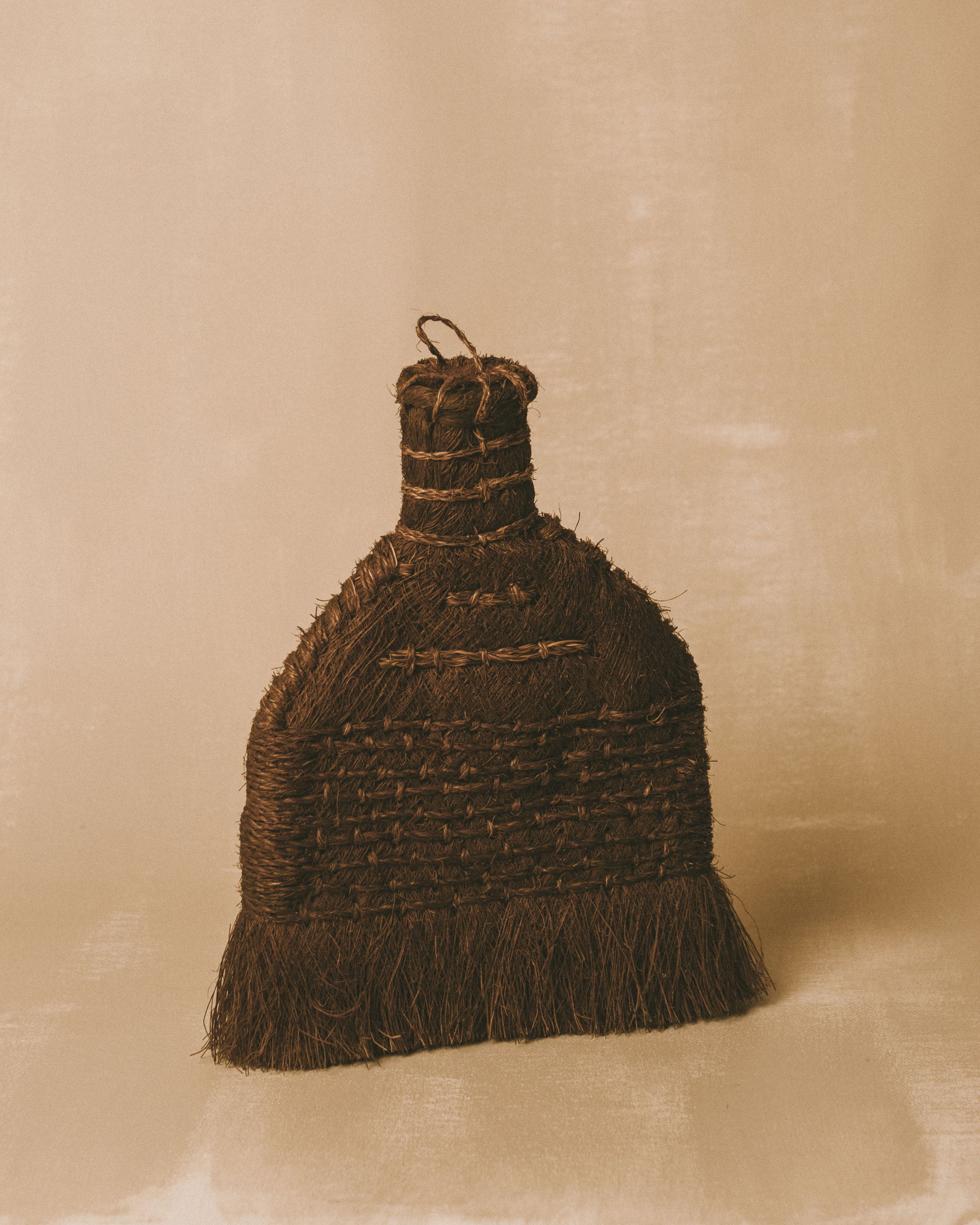 Handwoven brush with handle from Taiwan, natural plant fibre with tightly bound horizontal layers and cut fringe