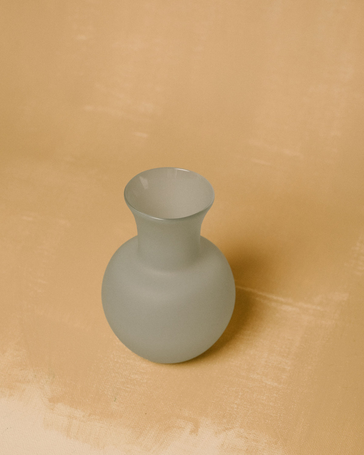 Vase No. 1080 in Sky, compact rounded form, handblown glass detail