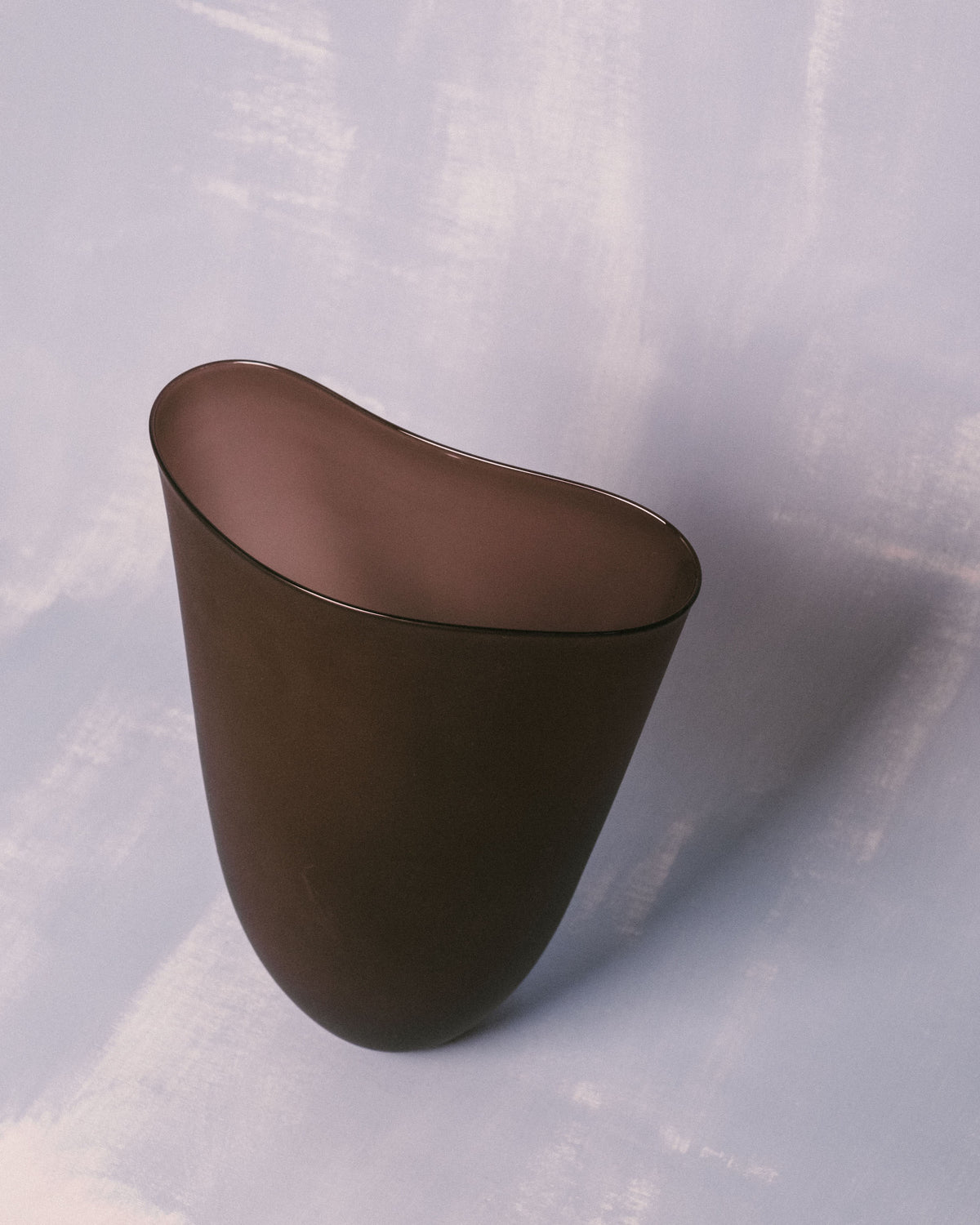 Softened asymmetry of Jérémie St-Onge's Vase No. 968, side profile