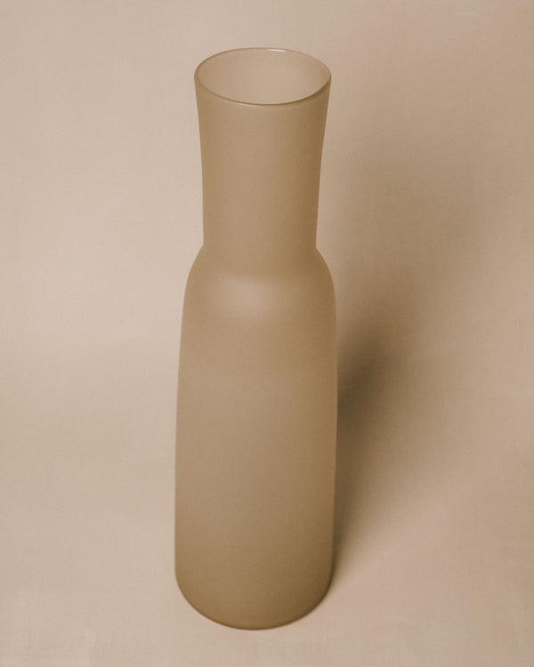 Softened asymmetry of Jérémie St-Onge's Vase No. 969, side profile