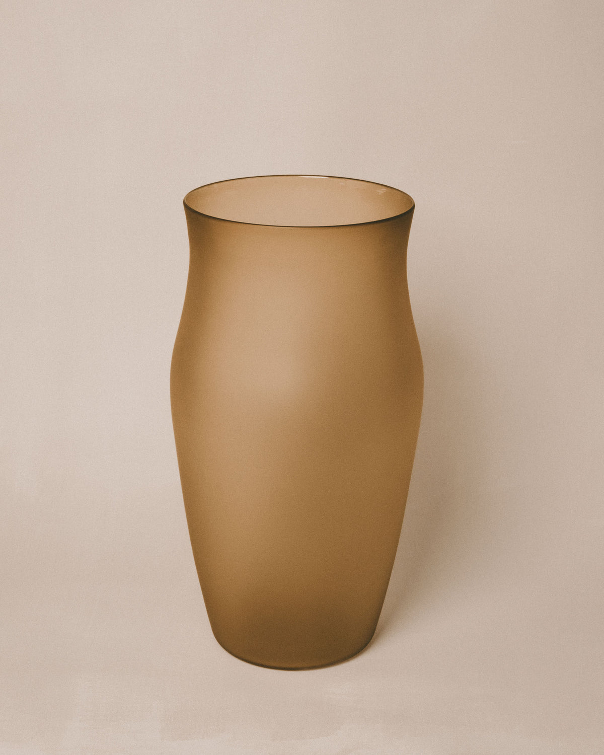 Vase No. 983 in Algae by Jérémie St-Onge, handblown glass, front view