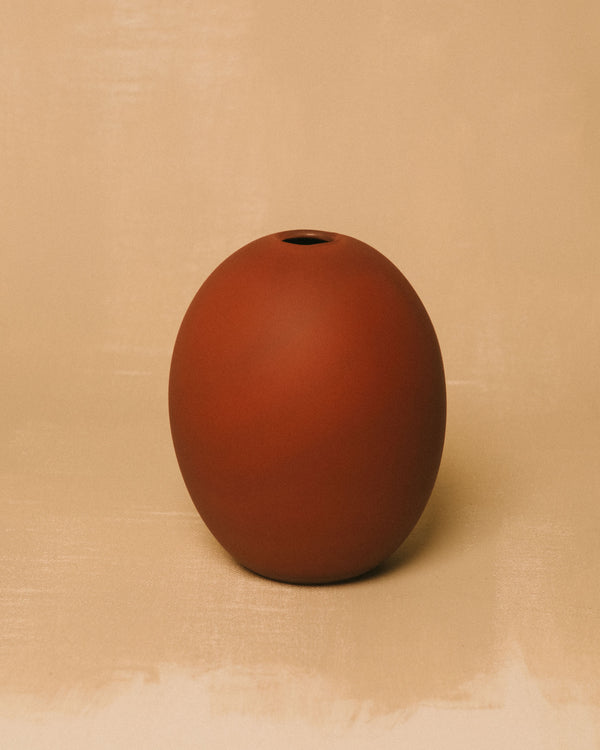 Vase No. 987 in Clay by Jérémie St-Onge, handblown glass, front view