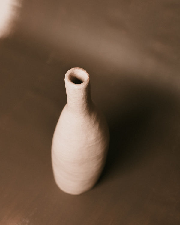 Narrow opening of Kasia Sznajder's Necked Vessel II, natural clay tone