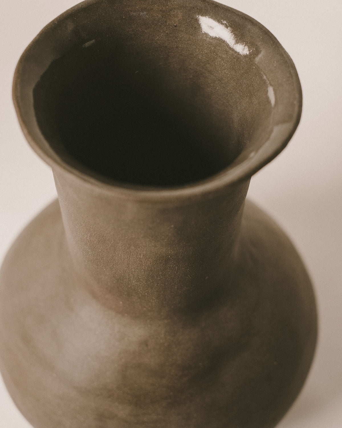 Volume Vessel II by Kasia Sznajder, hand-built ceramic, front alternate view