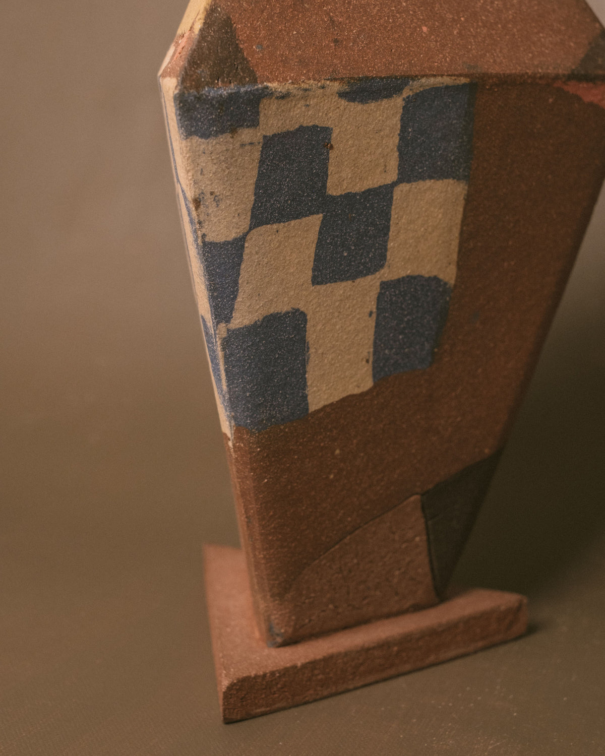 Triangular Vase by Shane Gabier, pigmented clay, opposite angle view