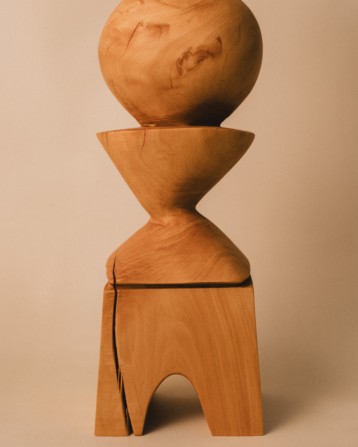 Arched base of Vince Skelly's Sentinel Study 01, side profile