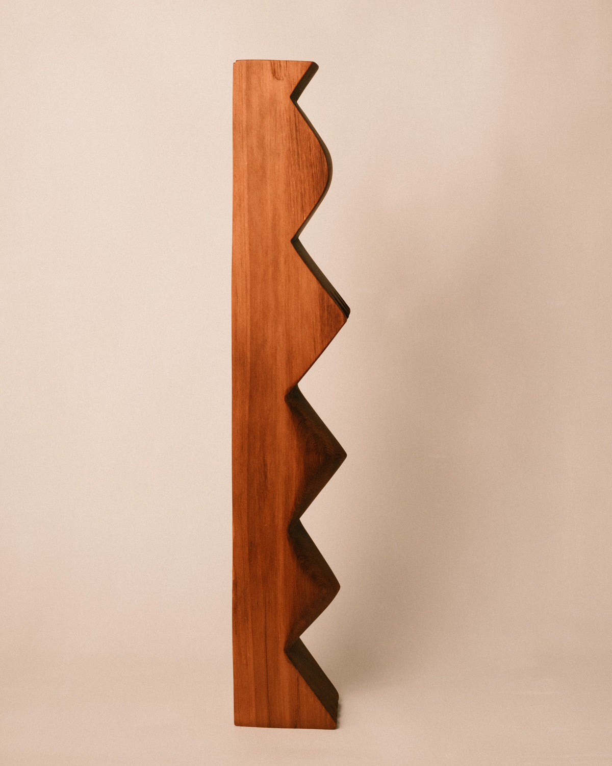 Carved zigzag edge of Sentinel Study 03, opposite side profile