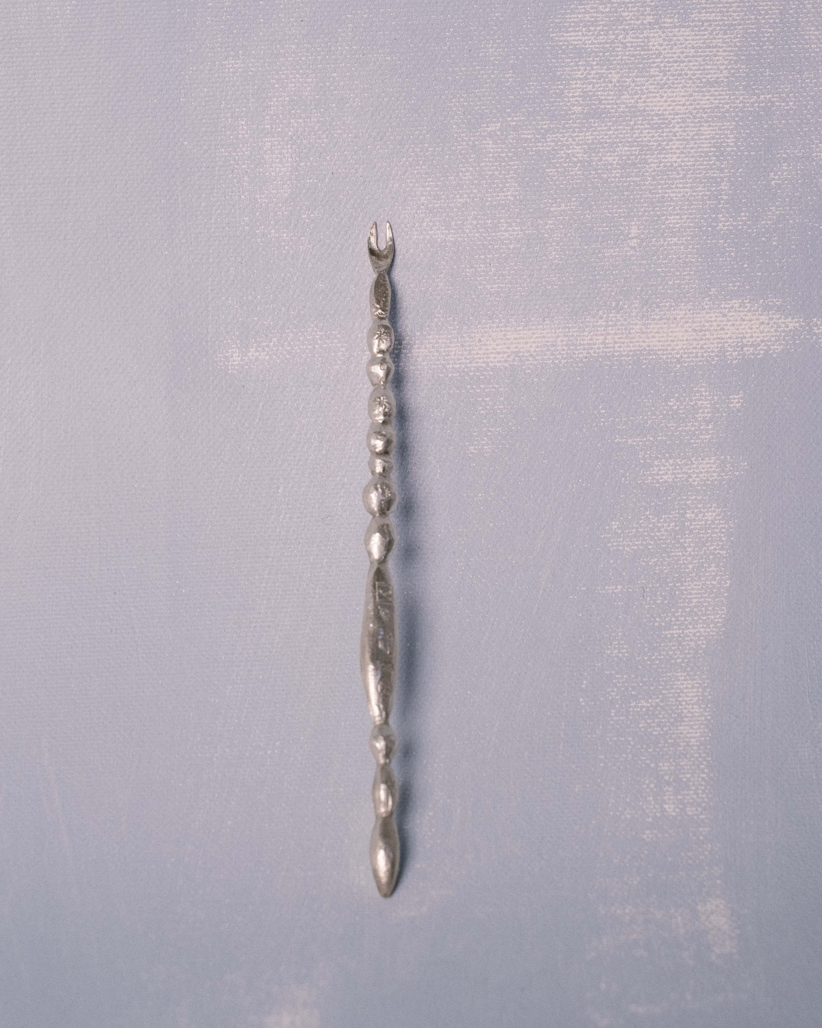 Yeodong Yun Fork, cast in sterling silver 925 with beaded handle and incised drawings, full vertical view