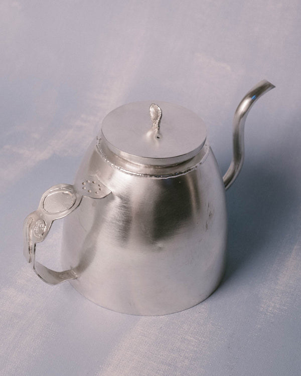 Kettle by Yeodong Yun, silver-plated copper, three-quarter view